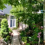 Guest house в гостевом доме Odesa